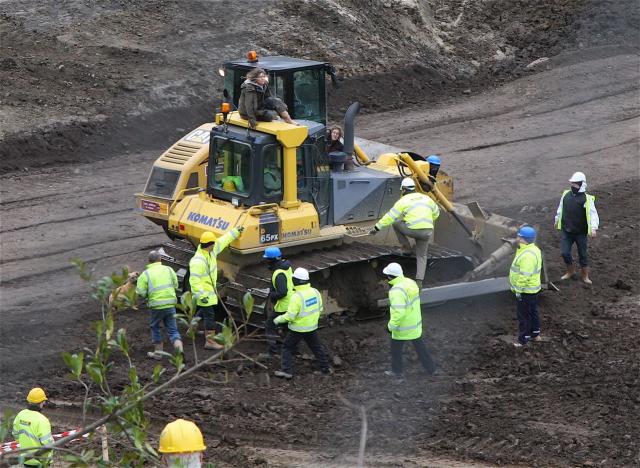 Rath Lugh digger sitting